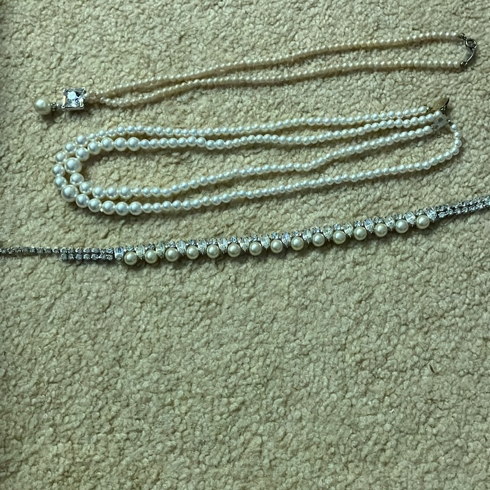 Vintage pearl and necklace Trio